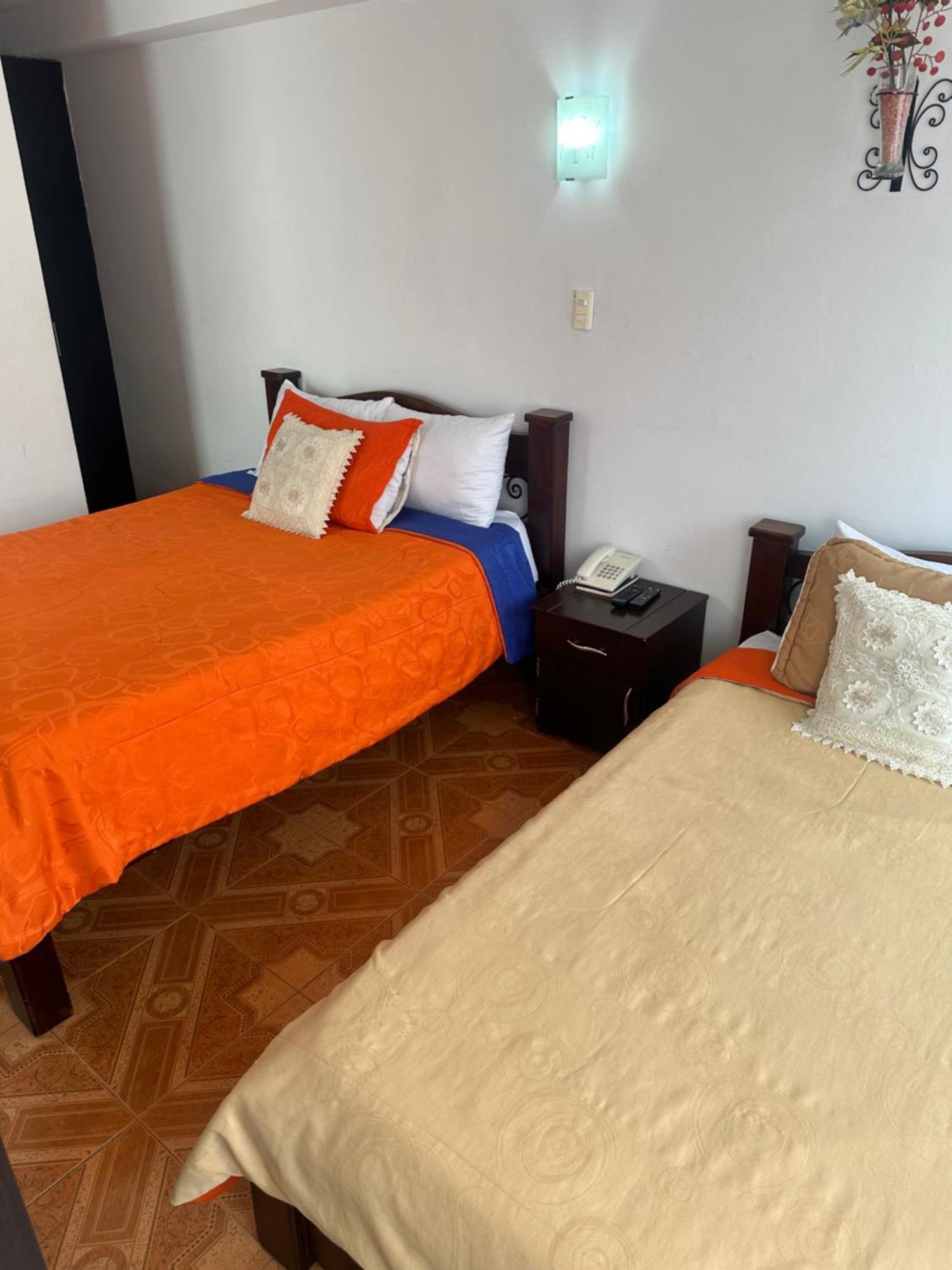 מניזאלס Hotel Royal Suite מראה חיצוני תמונה