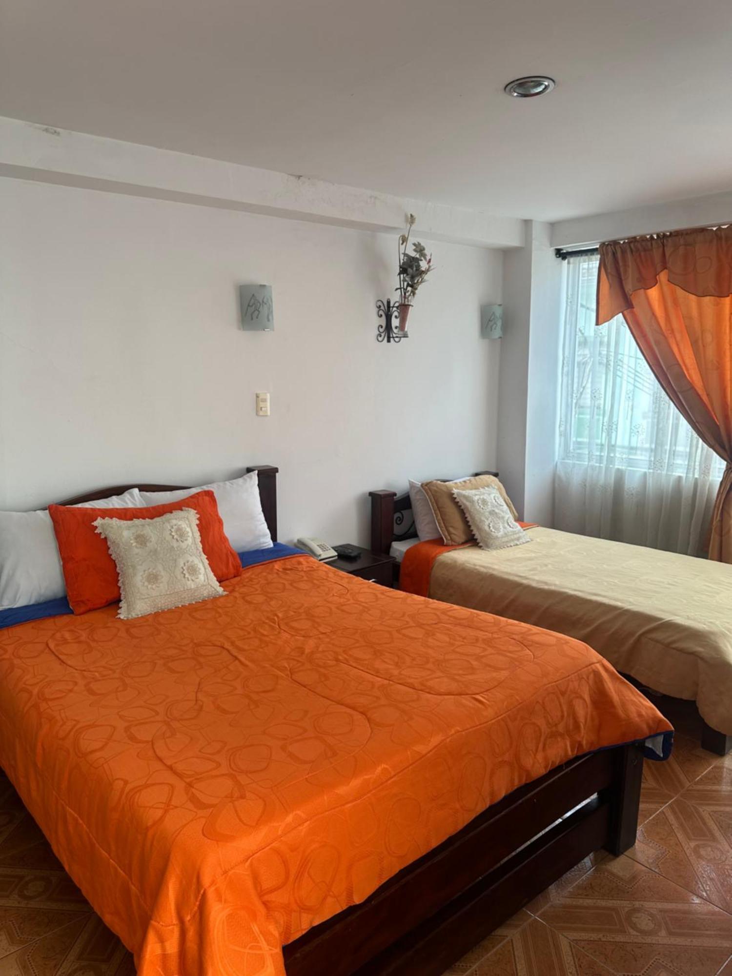 מניזאלס Hotel Royal Suite מראה חיצוני תמונה
