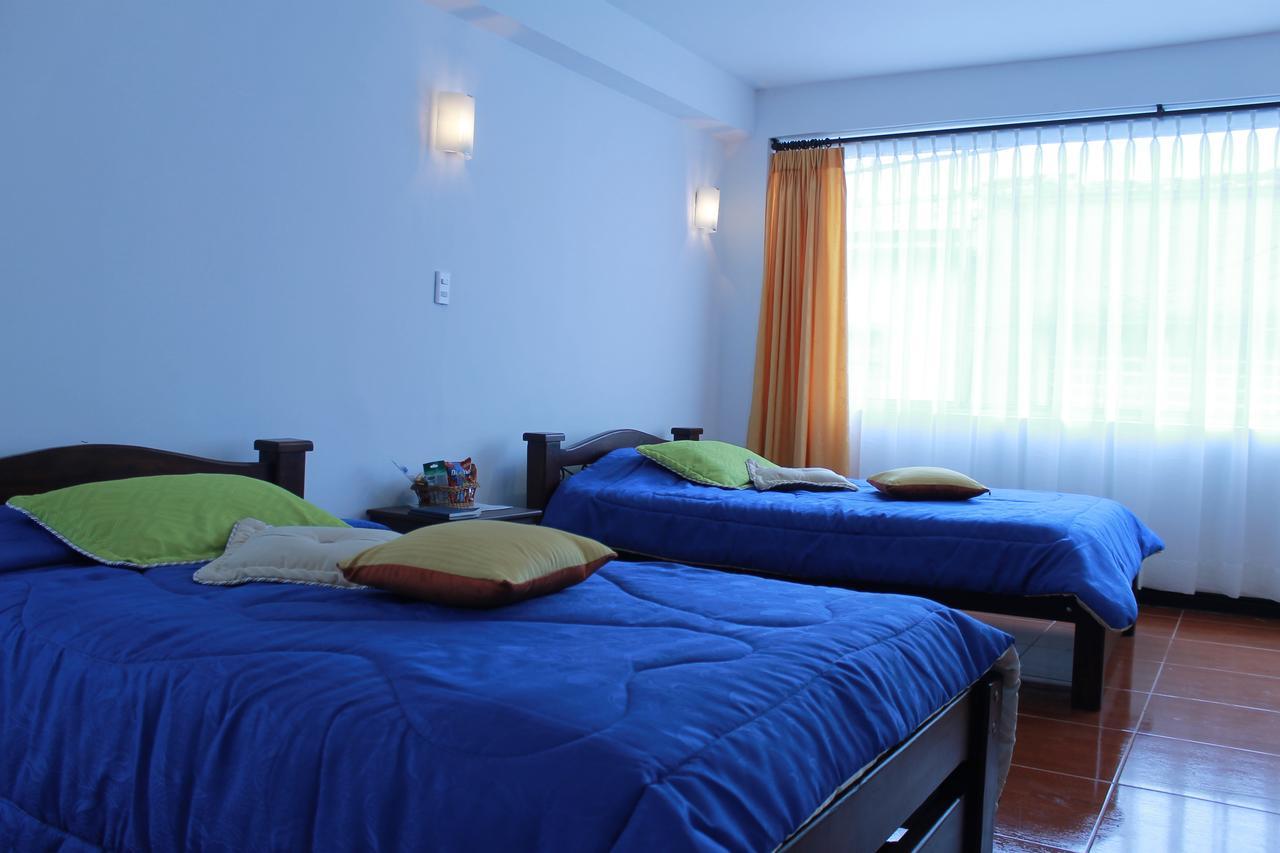 מניזאלס Hotel Royal Suite מראה חיצוני תמונה