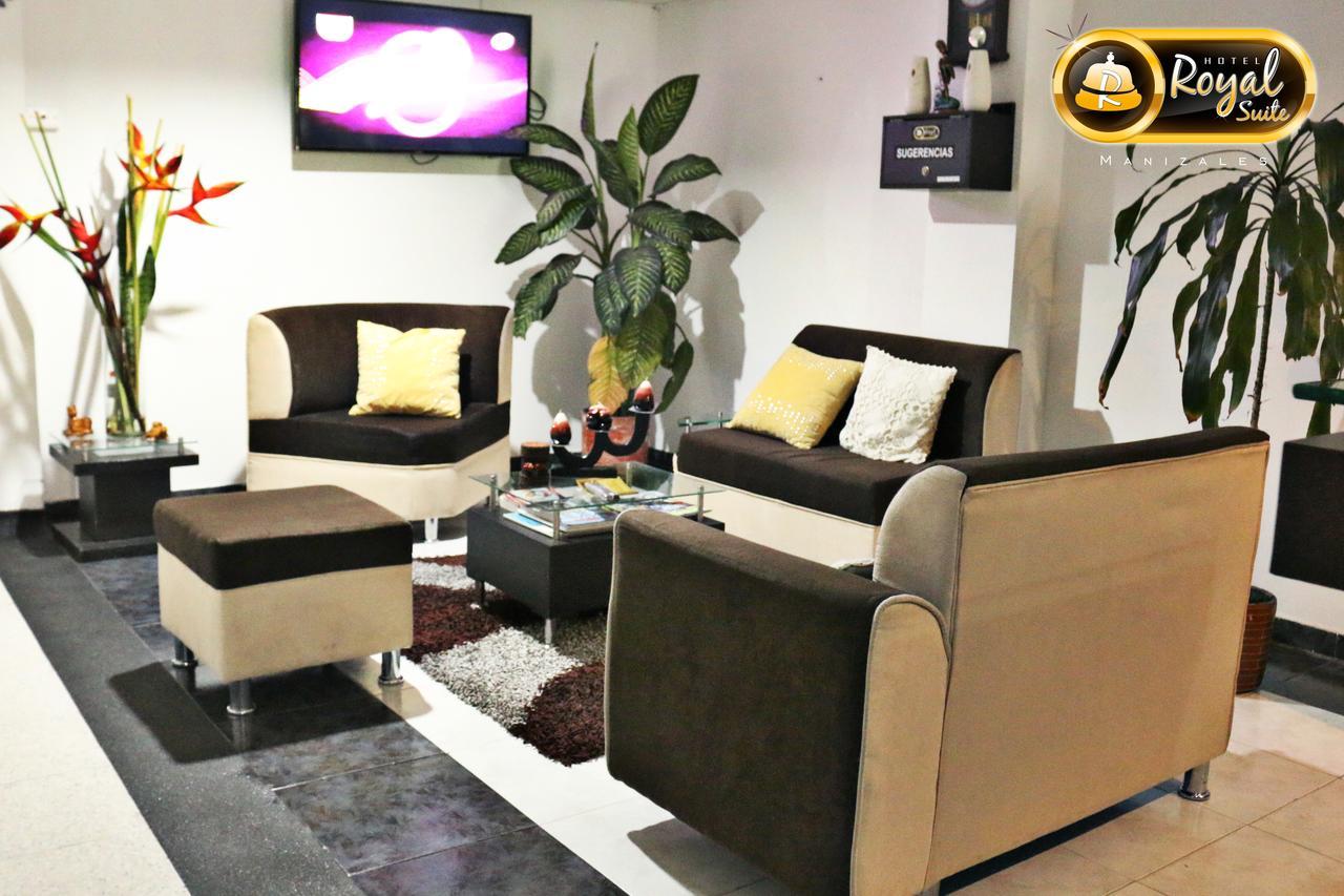 מניזאלס Hotel Royal Suite מראה חיצוני תמונה