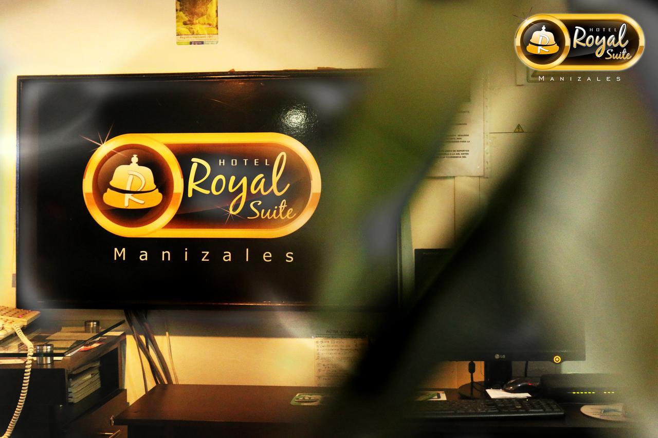 מניזאלס Hotel Royal Suite מראה חיצוני תמונה