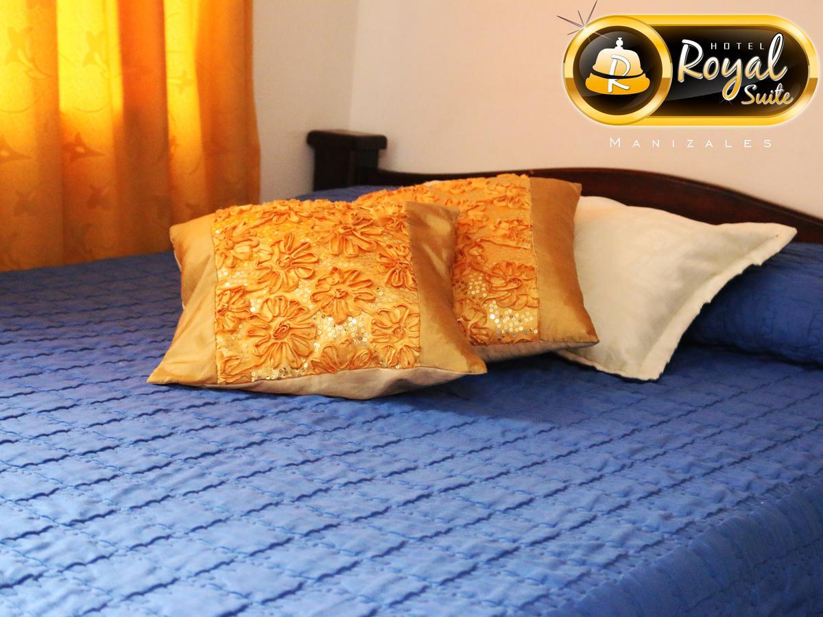 מניזאלס Hotel Royal Suite מראה חיצוני תמונה