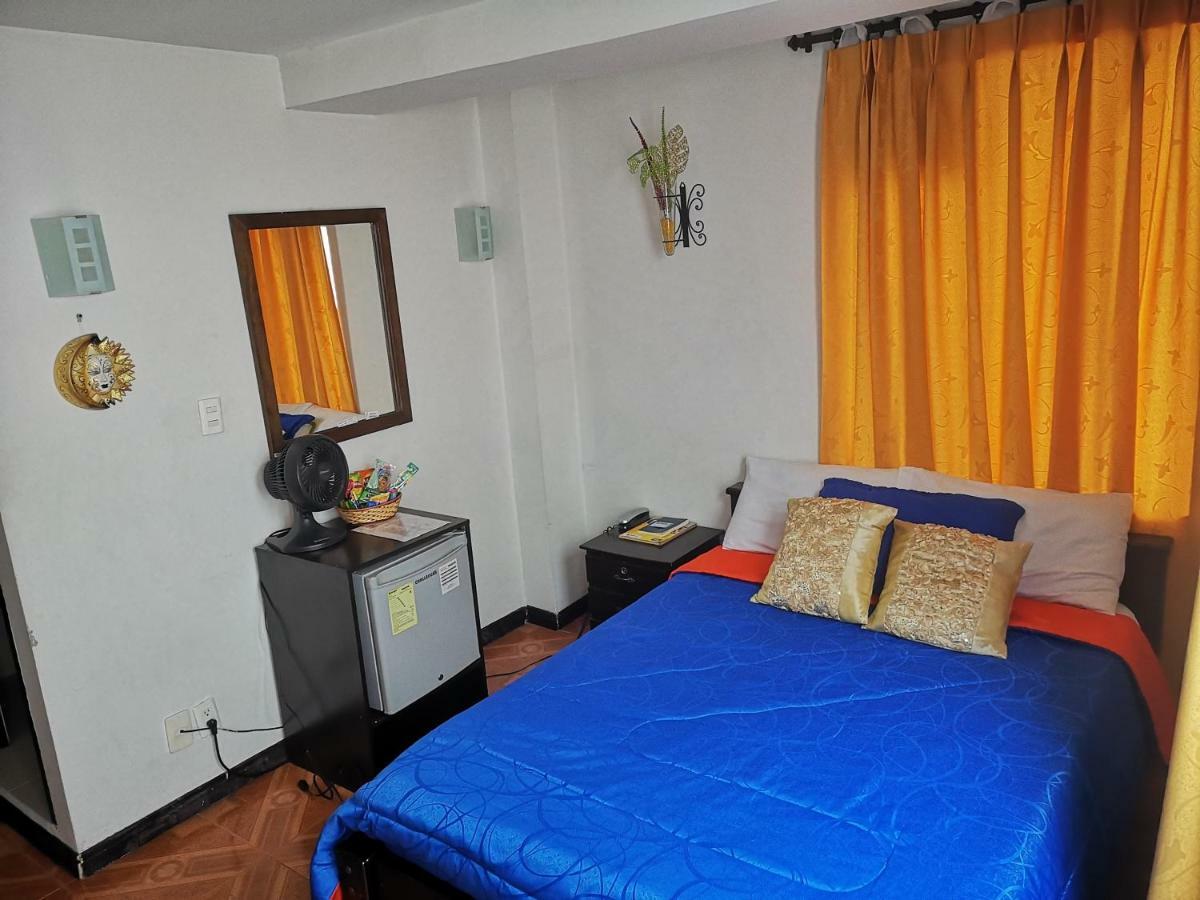 מניזאלס Hotel Royal Suite מראה חיצוני תמונה