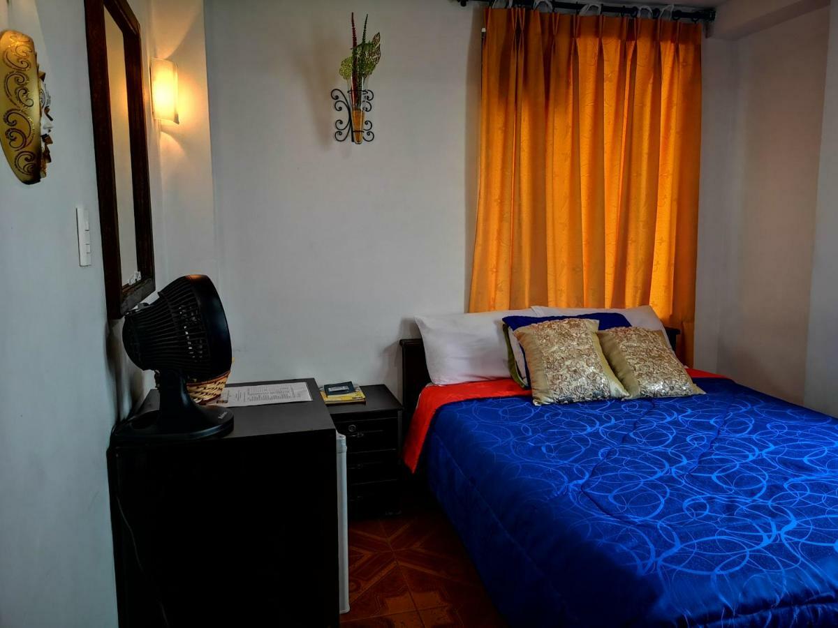 מניזאלס Hotel Royal Suite מראה חיצוני תמונה