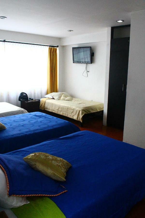 מניזאלס Hotel Royal Suite מראה חיצוני תמונה